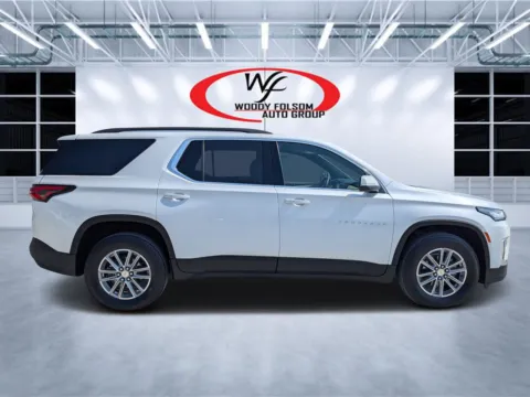 Photos of 2023 Chevrolet Traverse LT Cloth for sale in Douglas, GA at Woody Folsom CDJR of Douglas