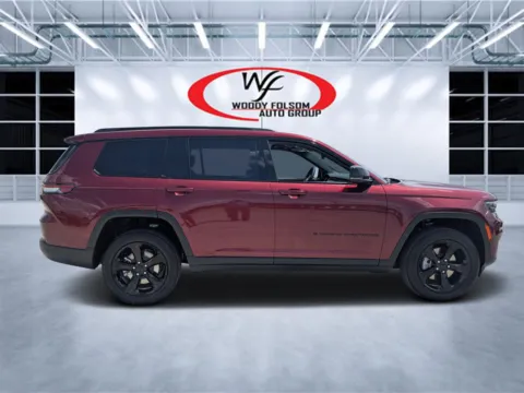 Photos of 2025 Jeep Grand Cherokee L Altitude for sale in Douglas, GA at Woody Folsom CDJR of Douglas