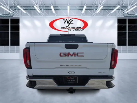 More photos of 2020 GMC Sierra 1500 SLT at Woody Folsom CDJR of Douglas, GA