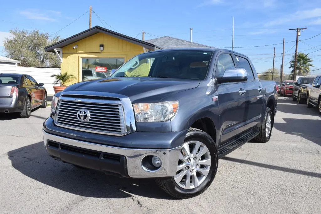 2010 Toyota Tundra Limited's photo