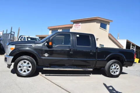 More photos of 2015 Ford F250 Super Duty Crew Cab Lariat Pickup 4D 6 3/4 ft at Select Automotive Inc., TX