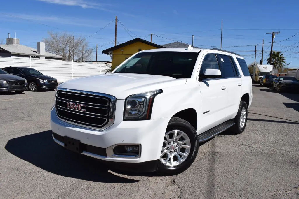 White 2017 GMC Yukon SLT Sport Utility 4D for sale in El Paso, TX