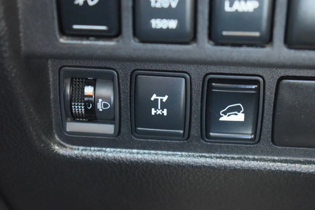 2016 Nissan Titan XD Pro-4X - Photo 40