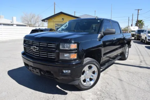 Black 2015 Chevrolet Silverado 1500 Crew Cab LT Pickup 4D 5 3/4 ft for sale in El Paso, TX