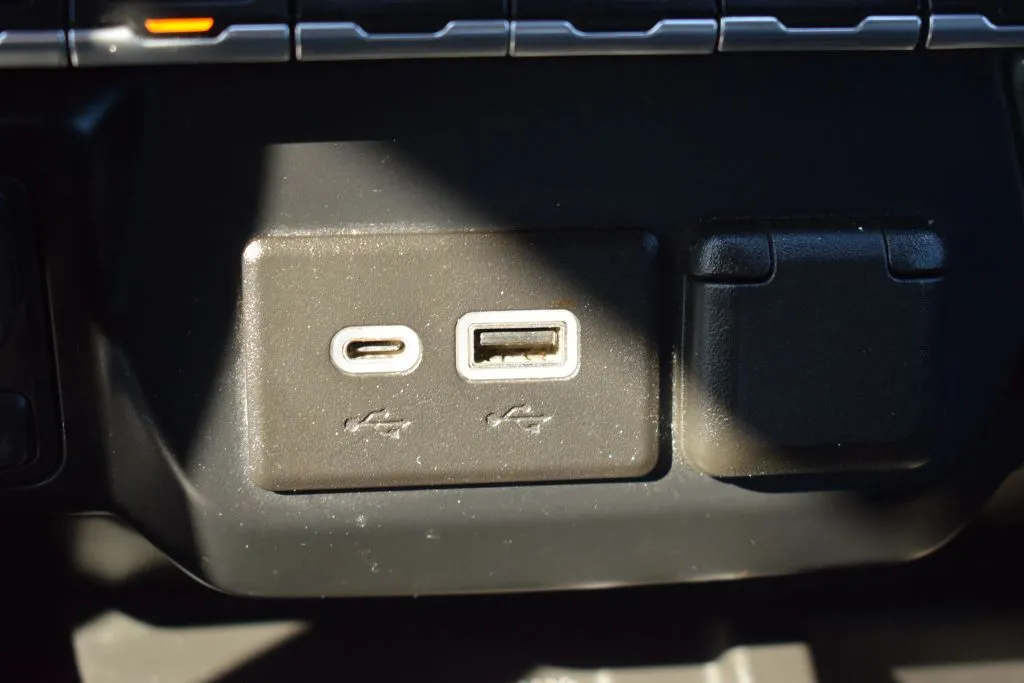 2020 Chevrolet Silverado 1500 LT Trail Boss - Photo 38