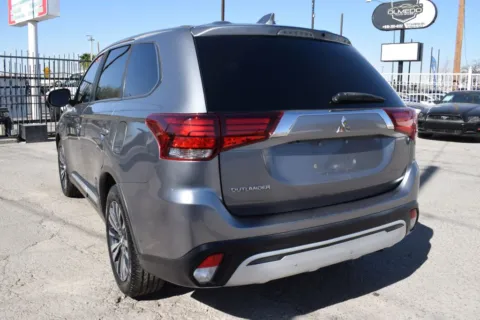 More photos of 2020 Mitsubishi Outlander ES Sport Utility 4D at Select Automotive Inc., TX