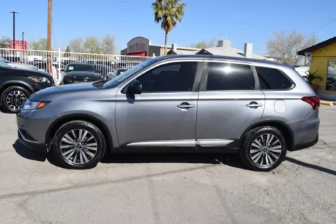 More photos of 2020 Mitsubishi Outlander ES Sport Utility 4D at Select Automotive Inc., TX