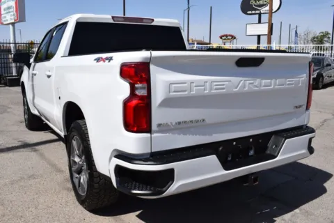 More photos of 2021 Chevrolet Silverado 1500 Crew Cab RST Pickup 4D 5 3/4 ft at Select Automotive Inc., TX