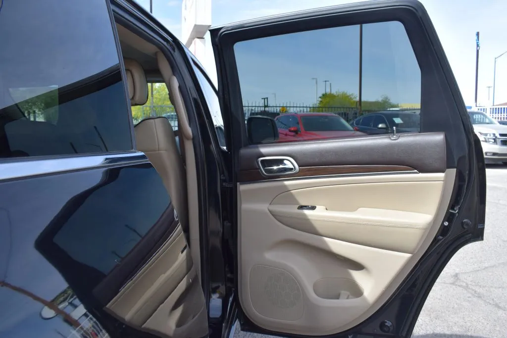 2018 Jeep Grand Cherokee Overland - Photo 23