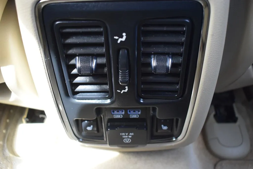 2018 Jeep Grand Cherokee Overland - Photo 31