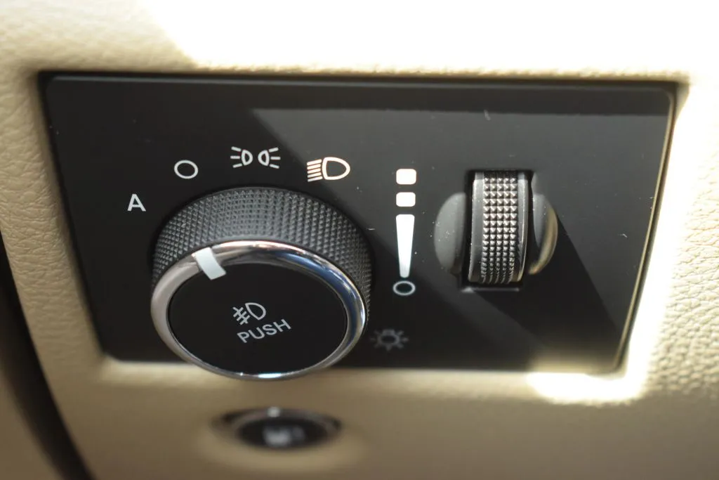2018 Jeep Grand Cherokee Overland - Photo 43