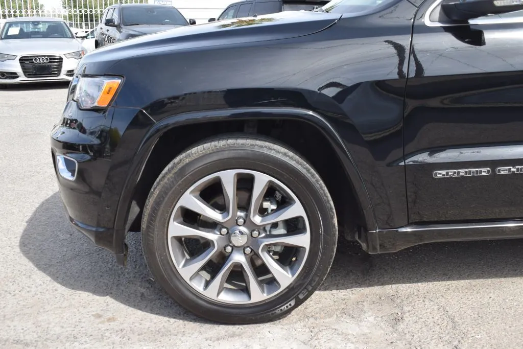 2018 Jeep Grand Cherokee Overland - Photo 14