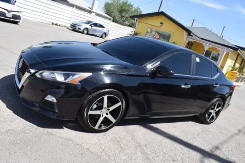 Another view of 2020 Nissan Altima 2.5 S Sedan 4D for sale in El Paso, TX at Select Automotive Inc.