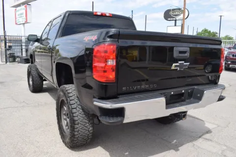 More photos of 2016 Chevrolet Silverado 1500 Crew Cab Z71 LT Pickup 4D 6 1/2 ft at Select Automotive Inc., TX
