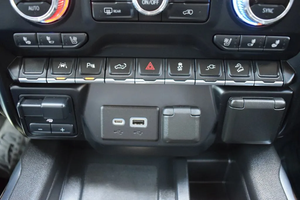 2022 GMC Sierra 1500 Limited SLT - Photo 38