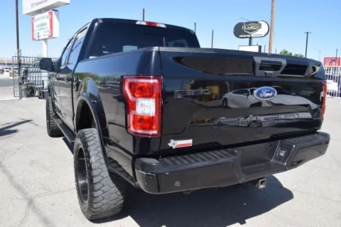 More photos of 2018 Ford F-150 SuperCrew Cab XLT Pickup 4D 5 1/2 ft at Select Automotive Inc., TX