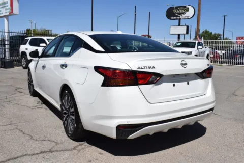 More photos of 2024 Nissan Altima 2.5 SV Sedan 4D at Select Automotive Inc., TX