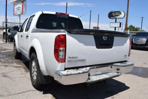 More photos of 2016 Nissan Frontier Crew Cab SV Pickup 4D 5 ft at Select Automotive Inc., TX