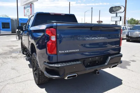 More photos of 2020 Chevrolet Silverado 1500 Crew Cab Custom Trail Boss Pickup 4D 5 3/4 ft at Select Automotive Inc., TX