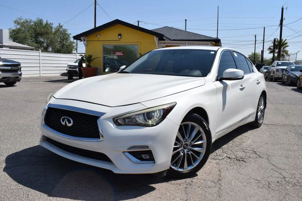 White 2018 INFINITI Q50 3.0t LUXE Sedan 4D for sale in El Paso, TX