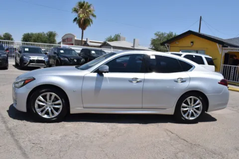 More photos of 2017 INFINITI Q70 3.7 Sedan 4D at Select Automotive Inc., TX