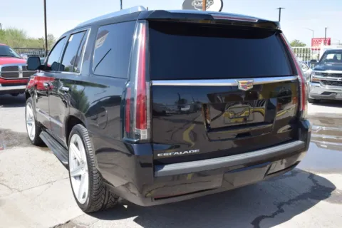 More photos of 2017 Cadillac Escalade Sport Utility 4D at Select Automotive Inc., TX