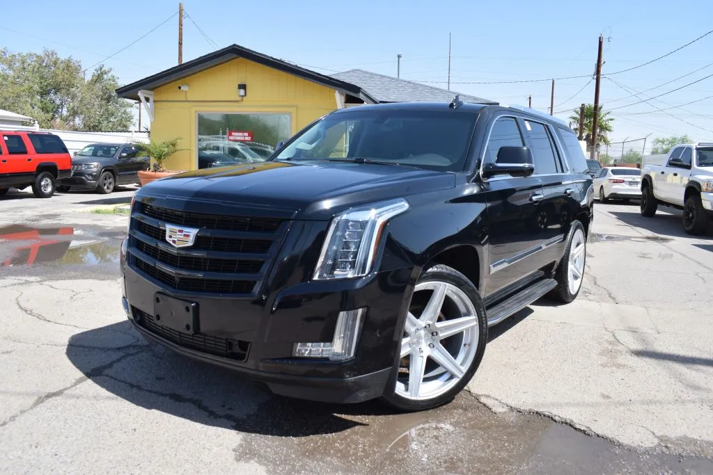 Black 2017 Cadillac Escalade Sport Utility 4D for sale in El Paso, TX