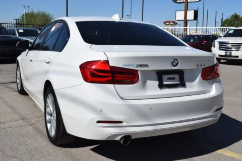More photos of 2017 BMW 3 Series 320i xDrive Sedan 4D at Select Automotive Inc., TX