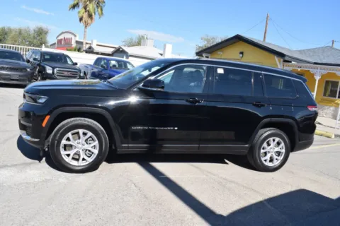 More photos of 2022 Jeep Grand Cherokee L Limited Sport Utility 4D at Select Automotive Inc., TX