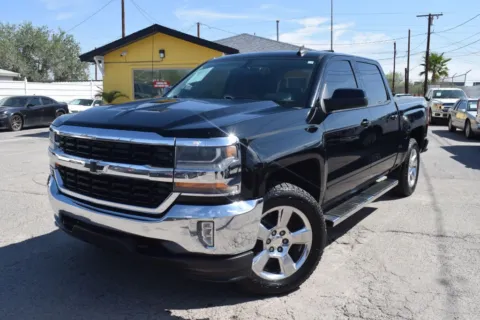 Black 2016 Chevrolet Silverado 1500 Crew Cab LT Pickup 4D 5 3/4 ft for sale in El Paso, TX