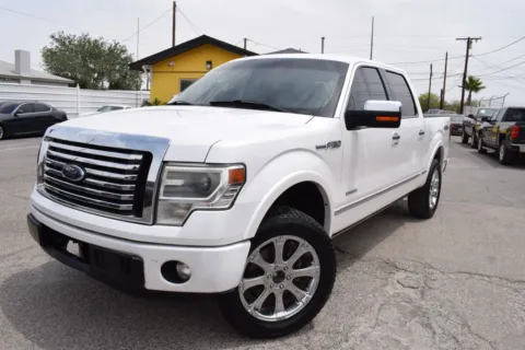 White 2013 Ford F-150 SuperCrew Cab XL Pickup 4D 6 1/2 ft for sale in El Paso, TX