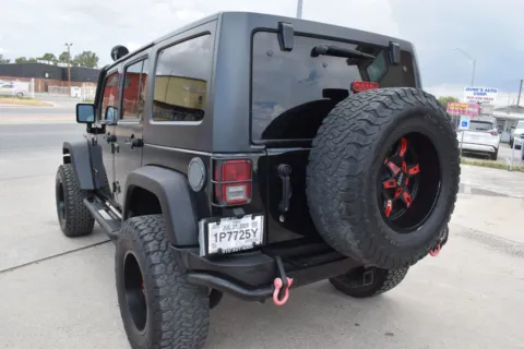 More photos of 2012 Jeep Wrangler Unlimited Rubicon Sport Utility 4D at Select Automotive Inc., TX