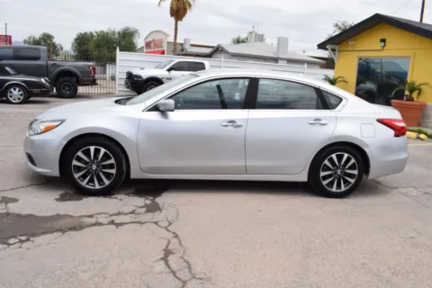 More photos of 2017 Nissan Altima 2.5 SV (2017.5) Sedan 4D at Select Automotive Inc., TX
