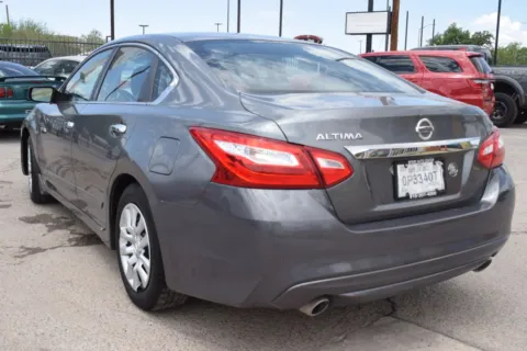 More photos of 2016 Nissan Altima 2.5 Sedan 4D at Select Automotive Inc., TX