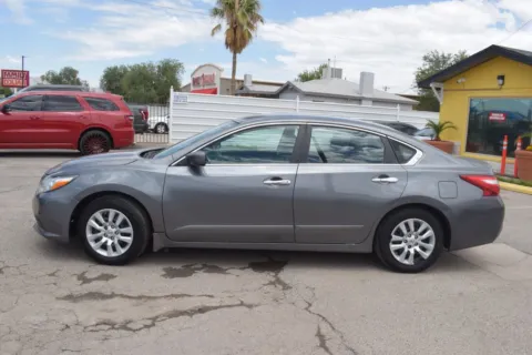 More photos of 2016 Nissan Altima 2.5 Sedan 4D at Select Automotive Inc., TX