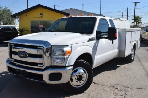 Photos of 2016 Ford F350 Super Duty Super Cab & Chassis XLT Cab & Chassis 4D for sale in El Paso, TX at Select Automotive Inc.