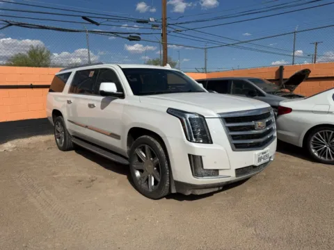 White 2016 Cadillac Escalade ESV Luxury Sport Utility 4D for sale in El Paso, TX
