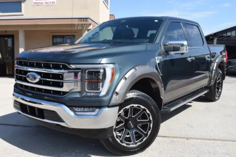Photos of 2021 Ford F-150 SuperCrew Cab Lariat Pickup 4D 5 1/2 ft for sale in El Paso, TX at Select Automotive Inc.