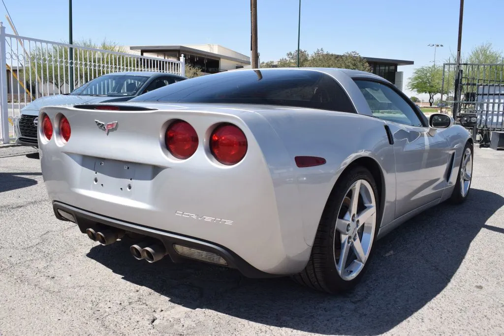 2005 Chevrolet Corvette Base - Photo 45