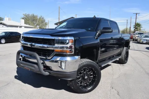 Black 2016 Chevrolet Silverado 1500 Crew Cab LT Pickup 4D 5 3/4 ft for sale in El Paso, TX