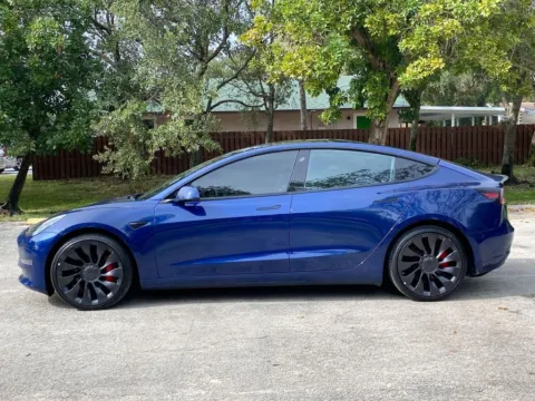 More photos of 2022 Tesla Model 3 Performance at Auto Trust USA, FL
