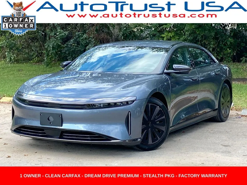 2024 Lucid Air Pure's photo