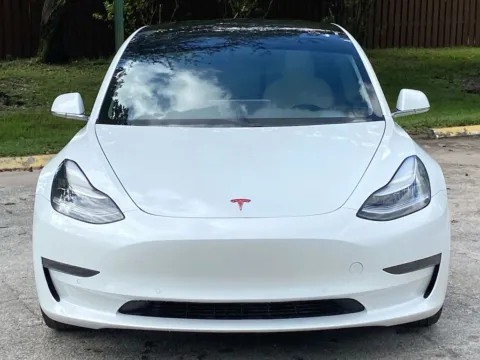 Photos of 2020 Tesla Model 3 Standard Range Plus for sale in Miramar, FL at Auto Trust USA