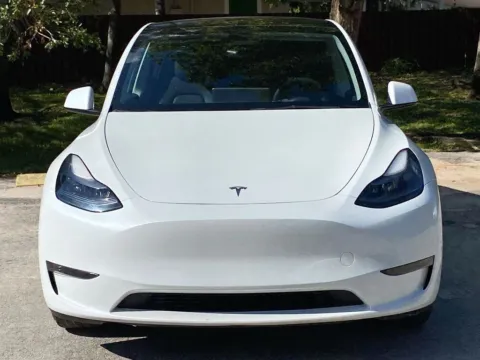 Photos of 2023 Tesla Model Y Long Range for sale in Miramar, FL at Auto Trust USA