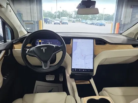More photos of 2018 Tesla Model X 100D at Auto Trust USA, FL