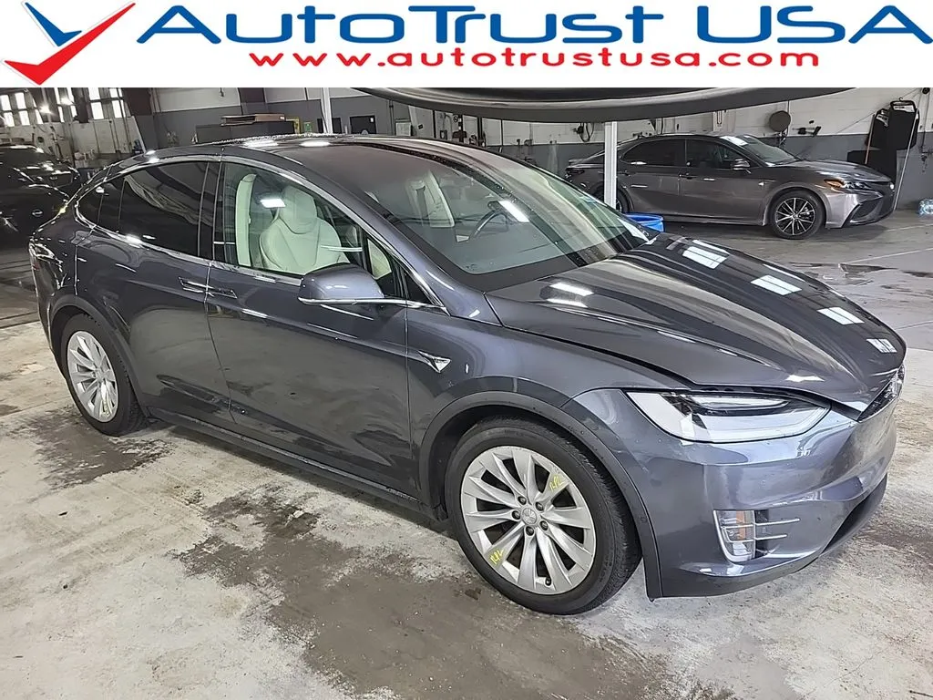 2018 Tesla Model X 100D's photo