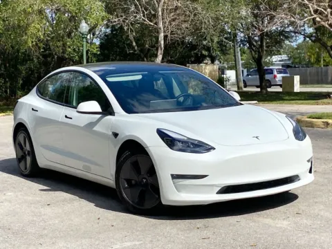 More photos of 2022 Tesla Model 3 at Auto Trust USA, FL