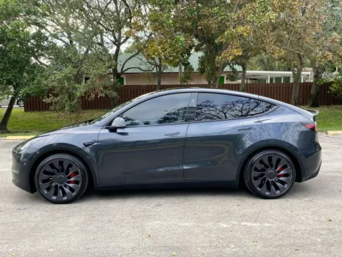 More photos of 2024 Tesla Model Y Performance at Auto Trust USA, FL