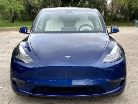 Photos of 2022 Tesla Model Y Performance for sale in Miramar, FL at Auto Trust USA