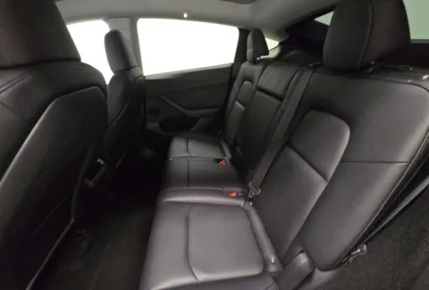 More photos of 2024 Tesla Model Y Long Range at Auto Trust USA, FL